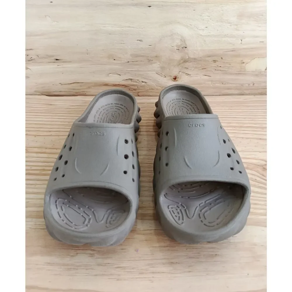 Crocs Echo Slide Sandals Unisex Size M6 W8 Beige Lightweight Comfort Pre-Owned
